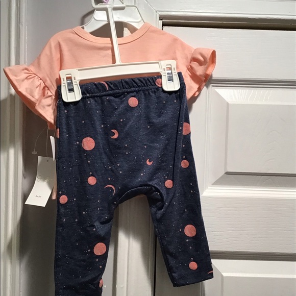 Jessica Simpson 2 pc Size 6-9 Months - Picture 2 of 2